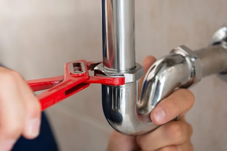 Pipe Repair vs. Pipe Replacement: How to Choose the Right Fix for Your Home Thumbnail